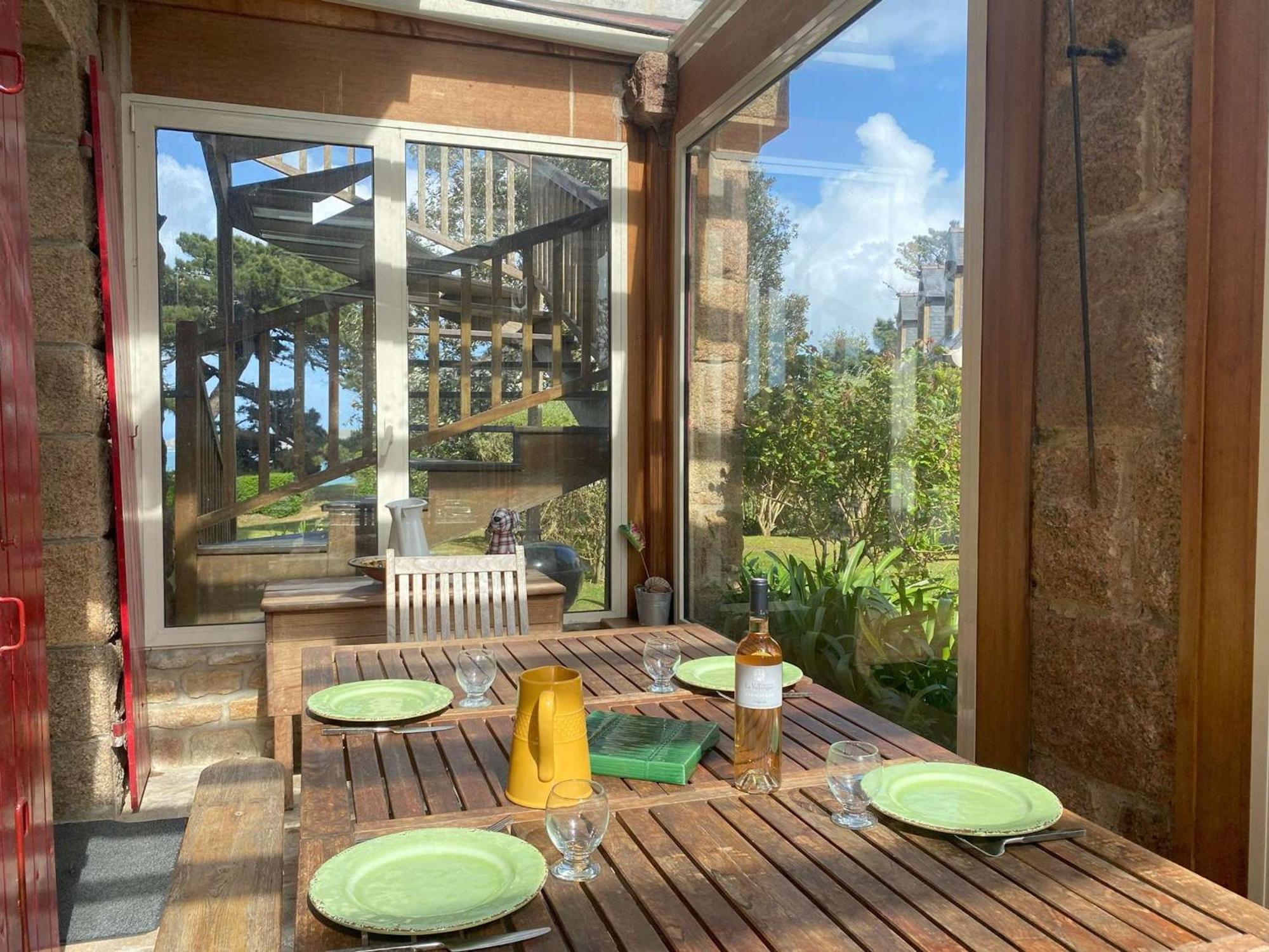 Dans | 4 Etoiles | Jardin | Tennis | Parking | Cote De Granit Rose - Fr-1-542-61 Appartement Perros-Guirec